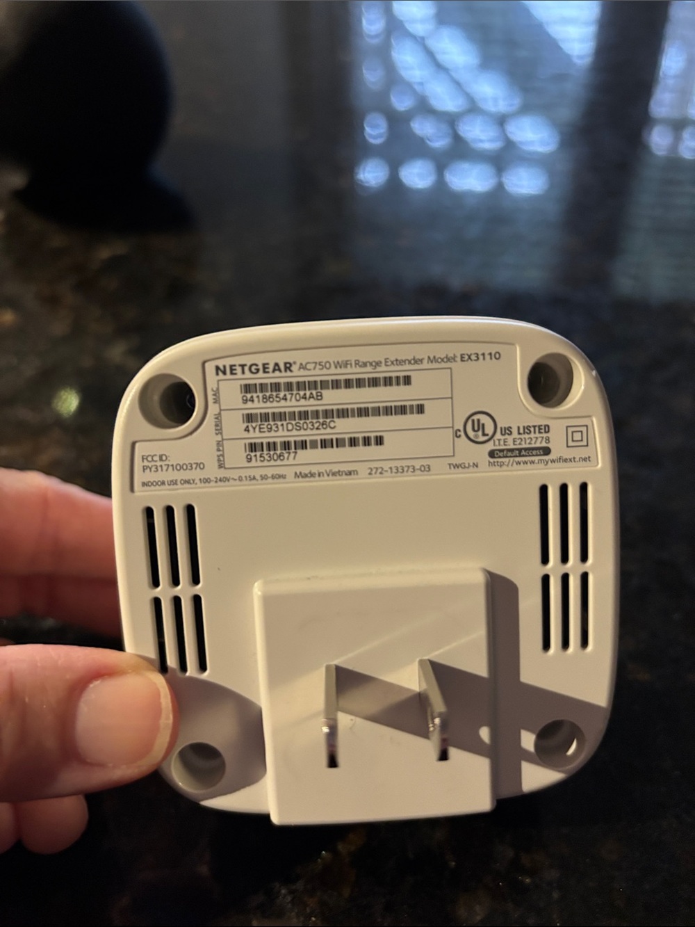 NETGEAR White Wireless Access Point - Picture 4 of 4